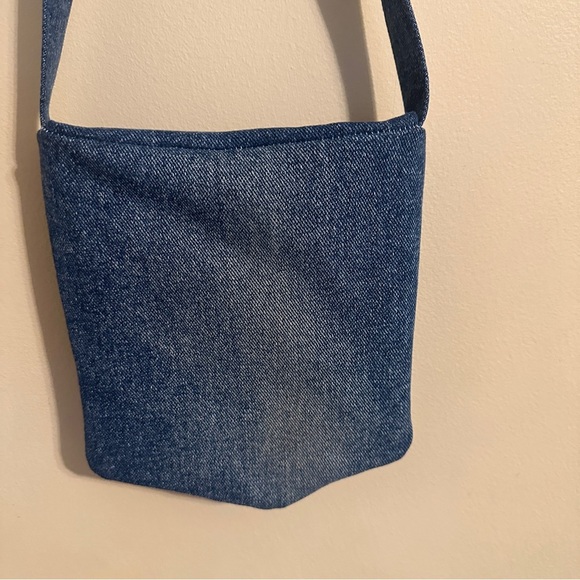 Handcrafted Upcycled Denim Bag Toe lined dog patches - Picture 8 of 8